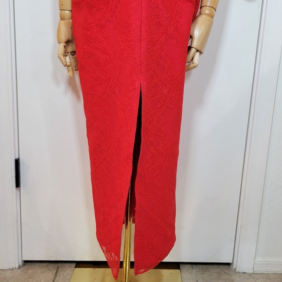 Lovers + Friends Cubales Red Lace Midi Dress Size Small Romantic & Chic - Picture 2 of 12